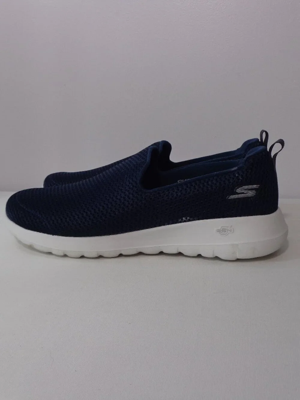 SKECHERS GO WALK Max Slip-On Walking Sneakers Navy Blue Shoes Women's Sz 9.5